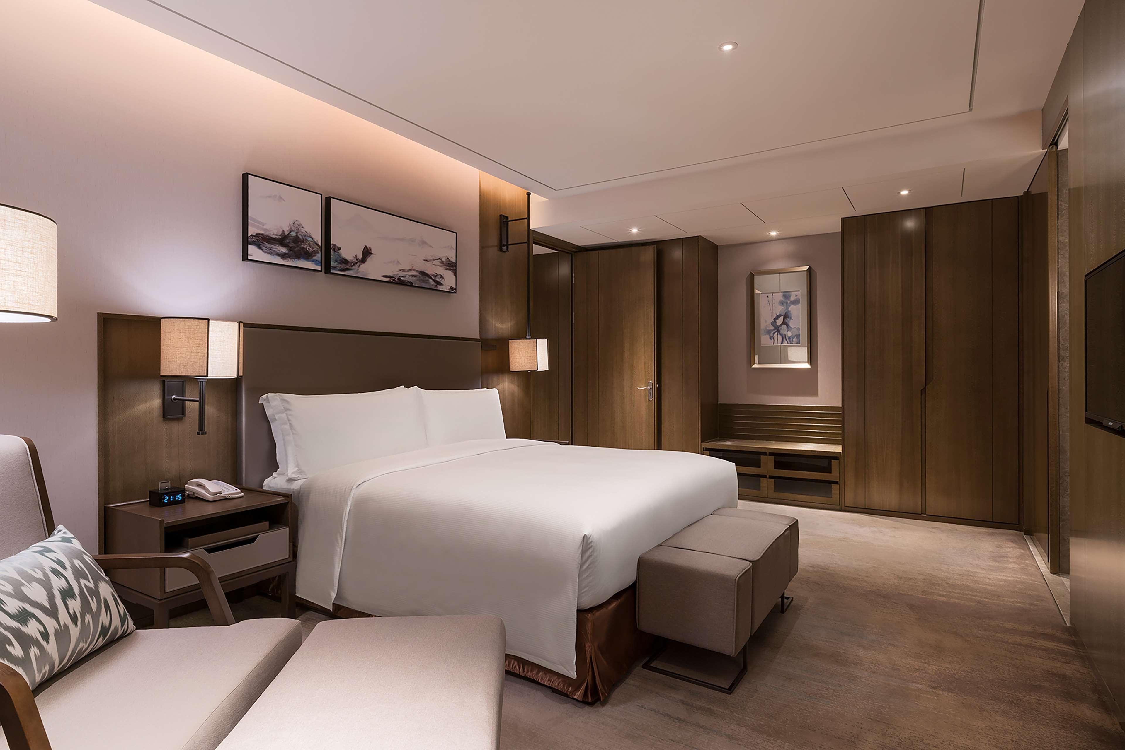 Doubletree By Hilton Hotel Shiyan Shiyan  Екстериор снимка