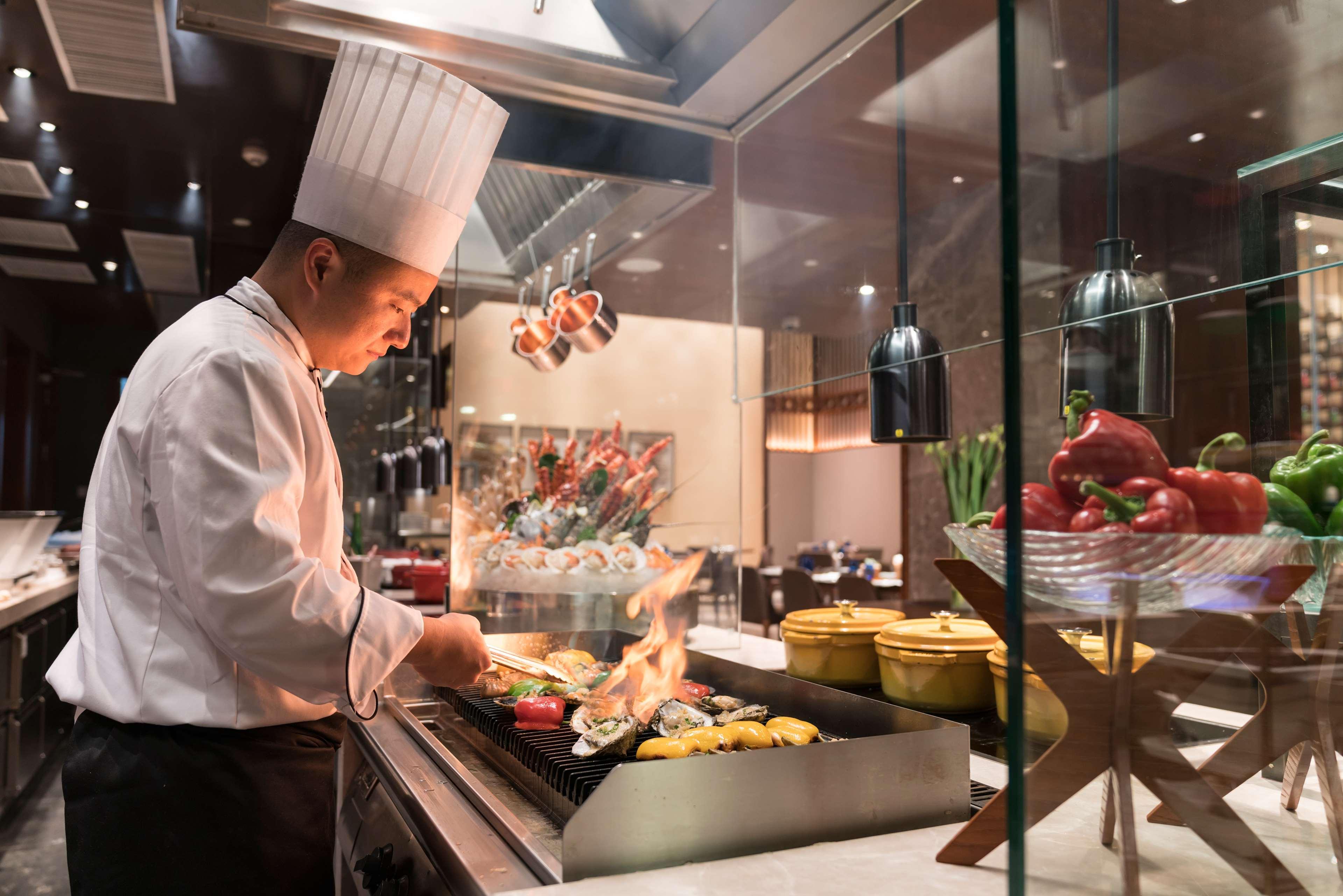 Doubletree By Hilton Hotel Shiyan Shiyan  Екстериор снимка
