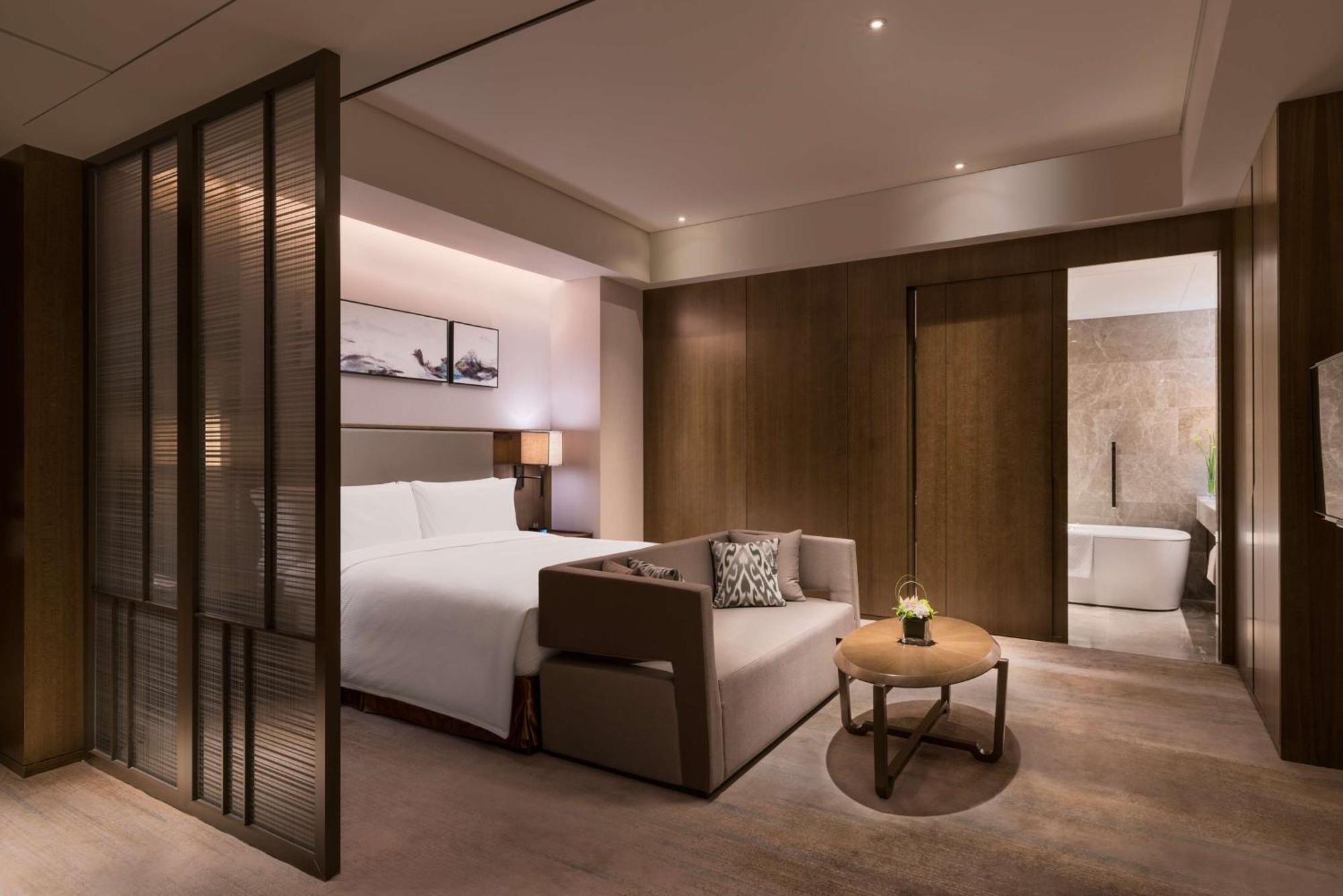 Doubletree By Hilton Hotel Shiyan Shiyan  Екстериор снимка
