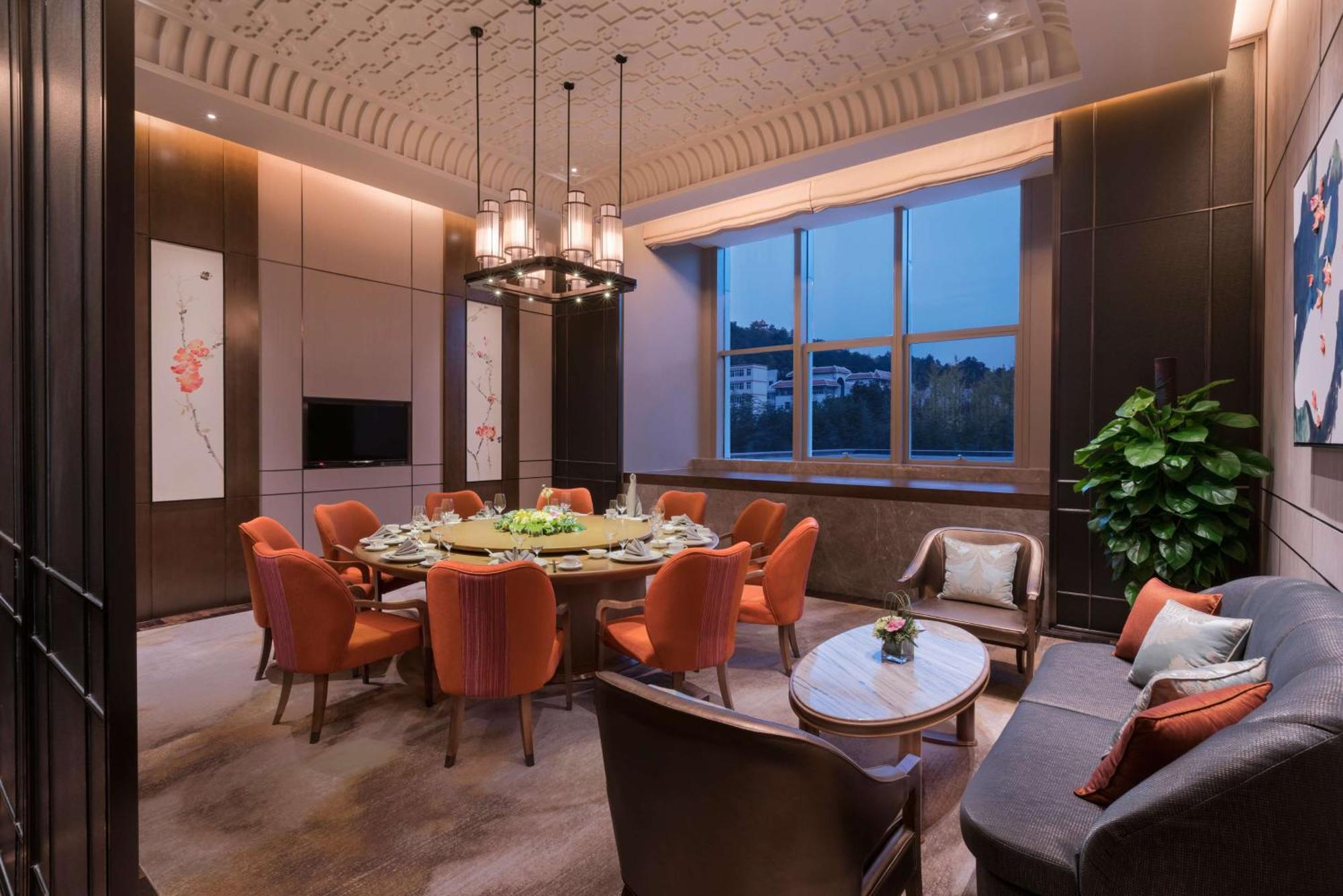 Doubletree By Hilton Hotel Shiyan Shiyan  Екстериор снимка